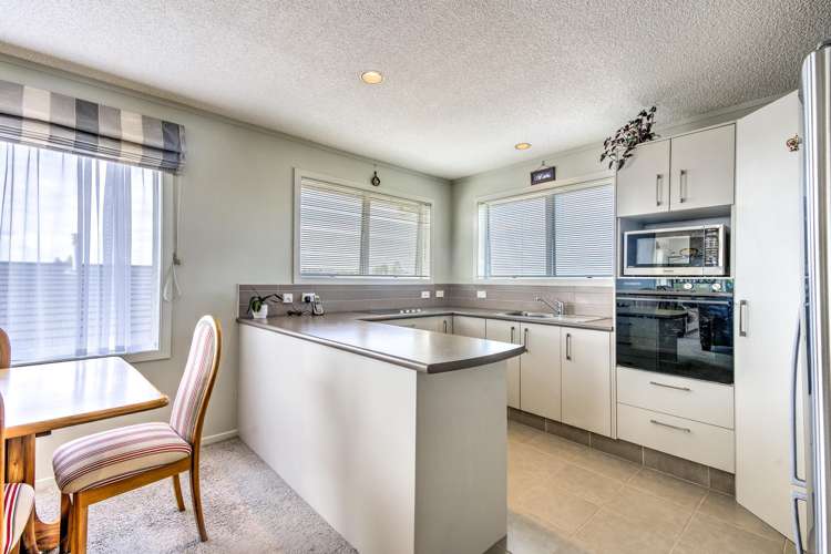 12 Salmond Place Dinsdale_4