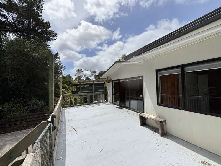 7 Willowbrook Place Titirangi_1