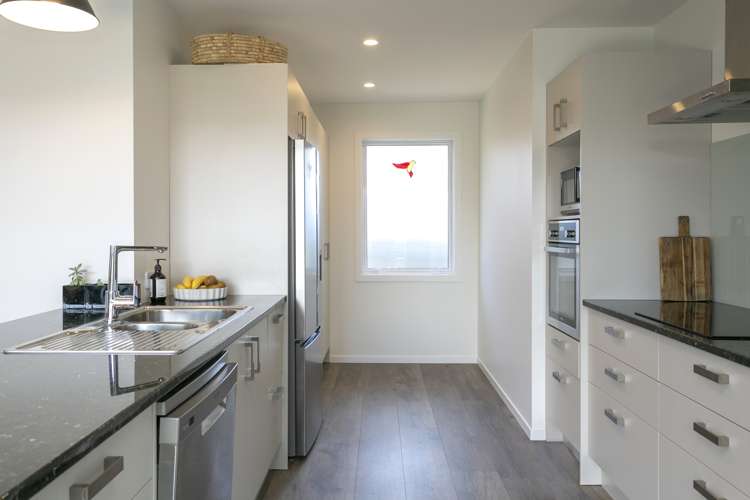 6 Maison Way Rangatira Park_5