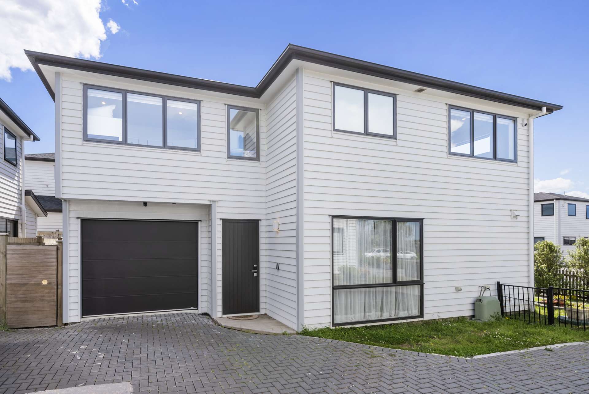 4a Thomas Rielly Avenue Hobsonville_0