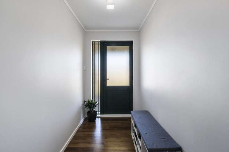 6 Logan Place Kelvin Grove_18