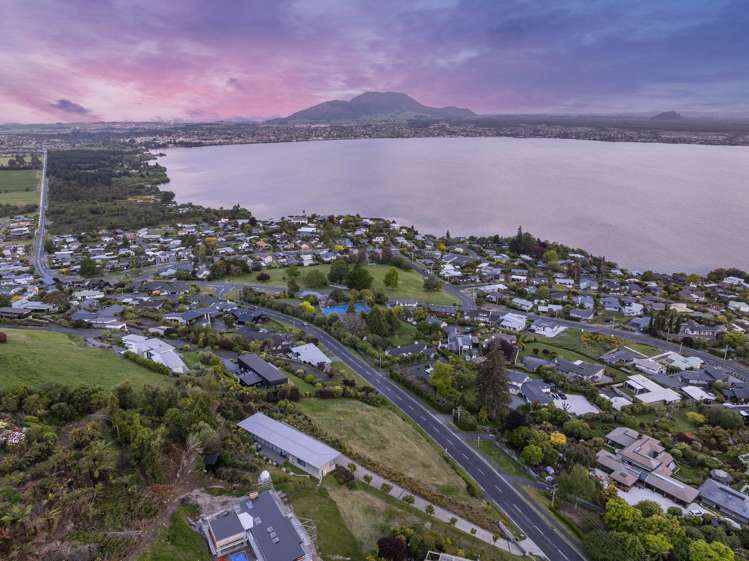 58 Mapara Road Acacia Bay_11