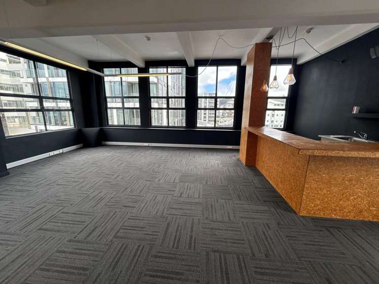 Level 5/15 Courtenay Place_0