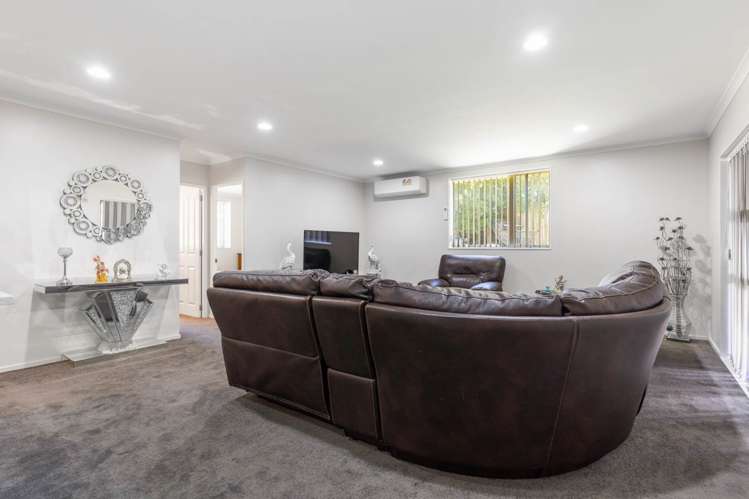 45 Castlefinn Drive Manurewa_13