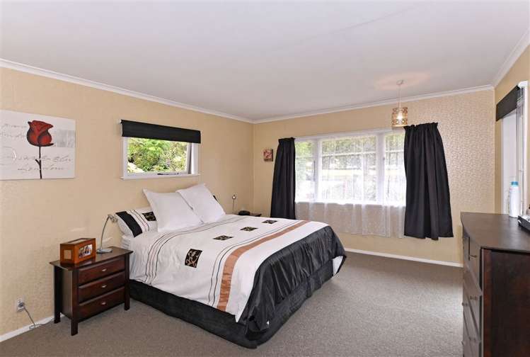 1/9 Mules Street Stoke_5