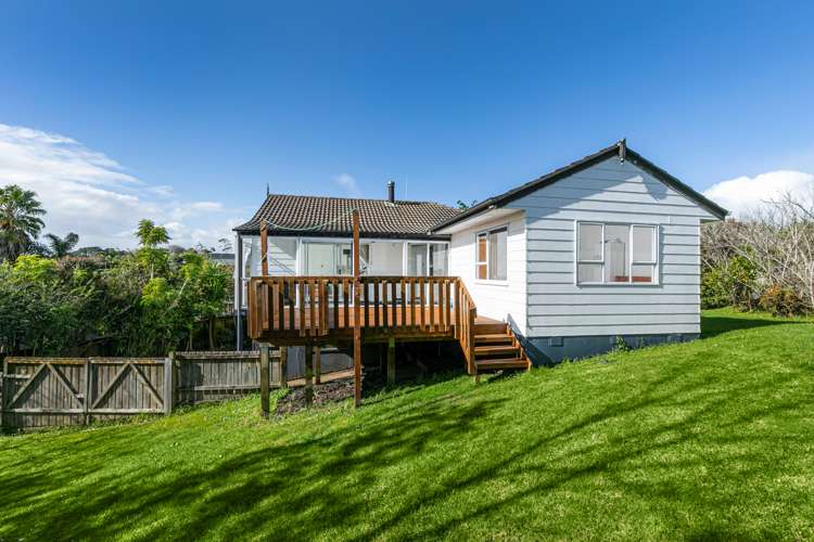 11 Landsdale Place Massey_15