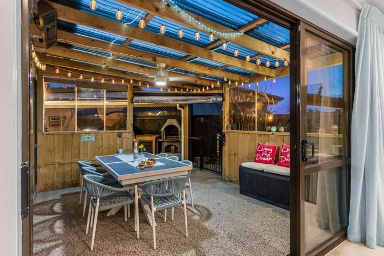 71 Pyle Road West One Tree Point_18