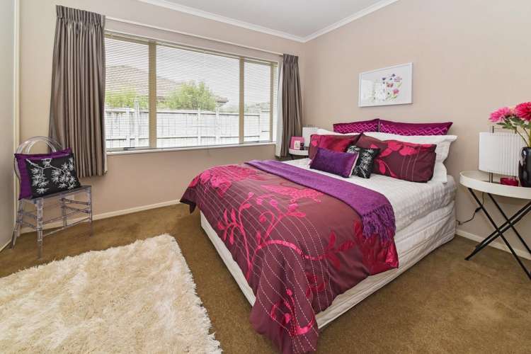 20 Girvan Terrace Wattle Downs_18