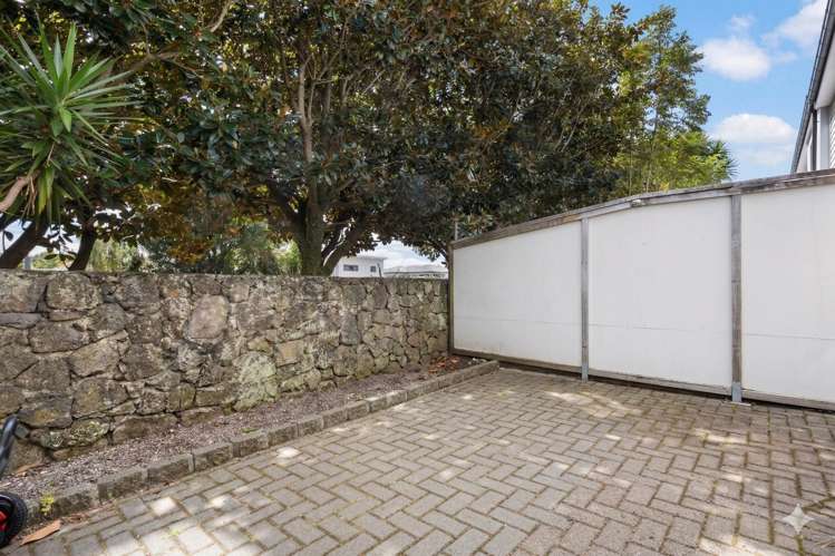 2/1 Harrison Road Mt Wellington_11