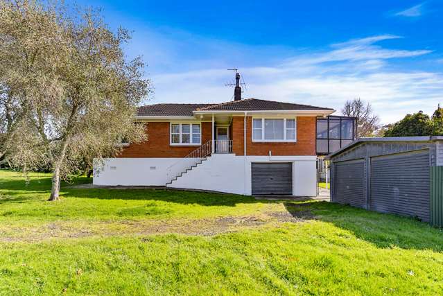 12 Wakeling Avenue Te Atatu South_1