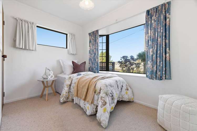 15A Cooneys Drive Matua_13