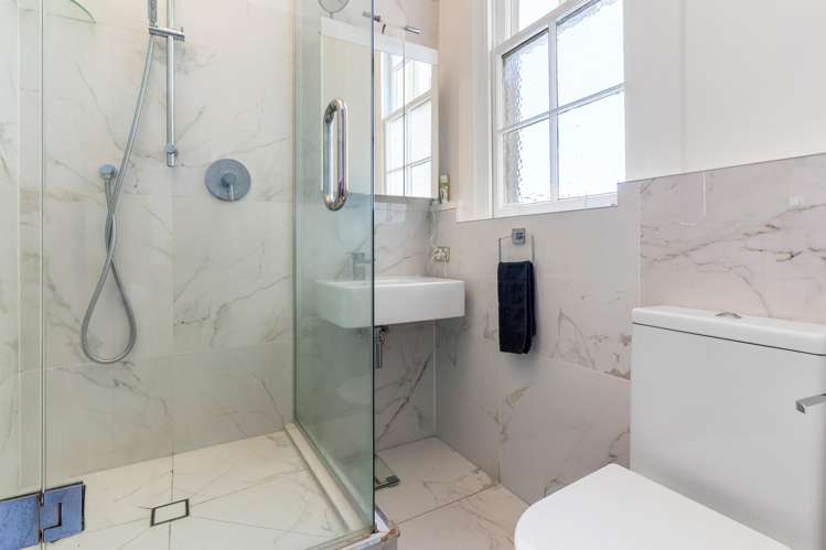 1/128 Newton Road Eden Terrace_8
