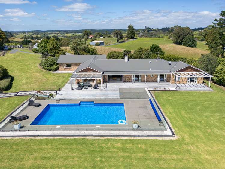 81 Burne Road Waitoki_26