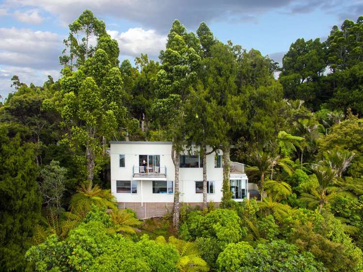 276 Shaw Road Titirangi_16