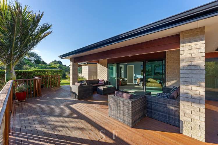 22 Fairway Oaks Drive Waikanae Beach_15