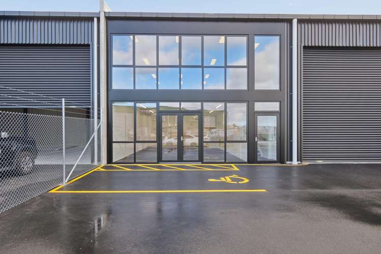 1/6 Market Place Papamoa_7