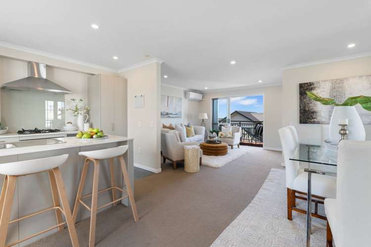 92 Arrowsmith Drive Flat Bush_5