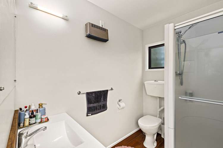 1/22 Dawnhaven Drive Te Atatu Peninsula_10