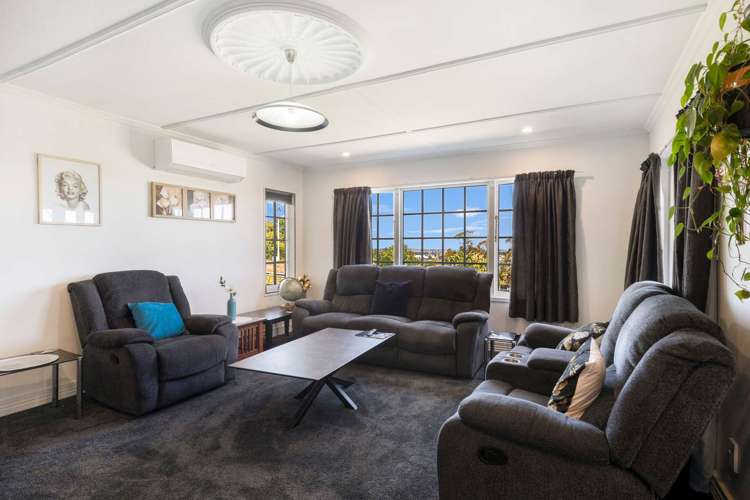 2 Montgomery Road_5