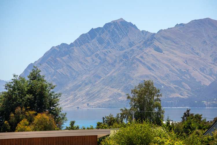 49 Parry Crescent Lake Hawea_22