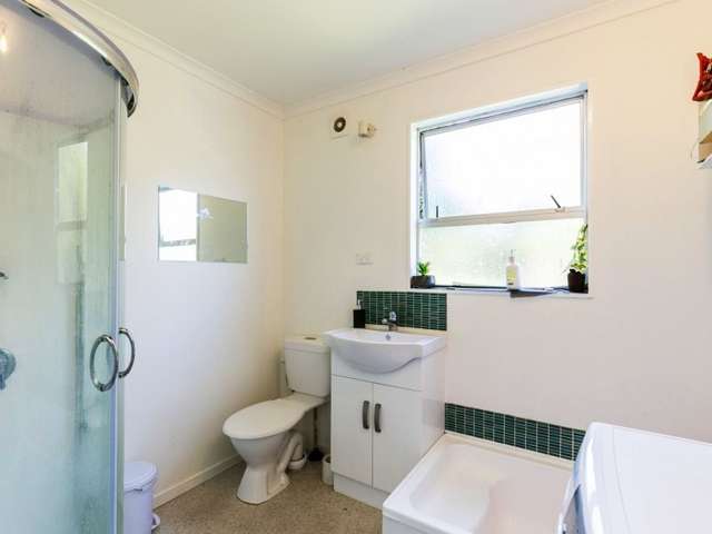 17A Kowhai Street Tawa_3