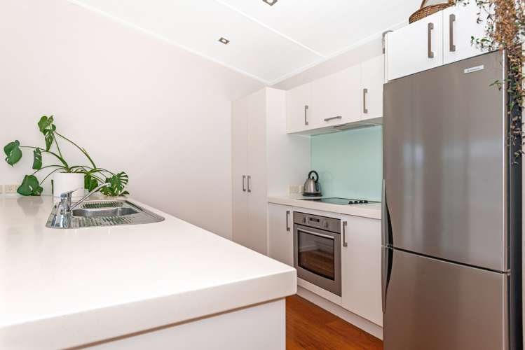 13 Sandy Cove Wainui_8