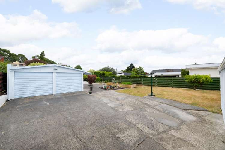 44 Macdonald Road Glenview_9