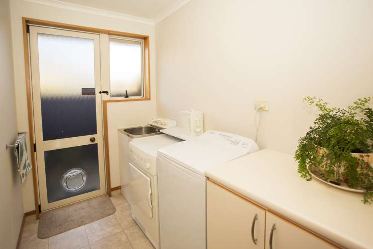 84 Pages Road Allenton_18