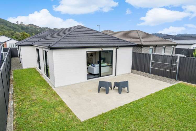22 Te Kaeaea Crescent Wallaceville_10