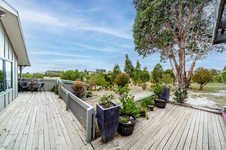 22 Tod Road Otane_13