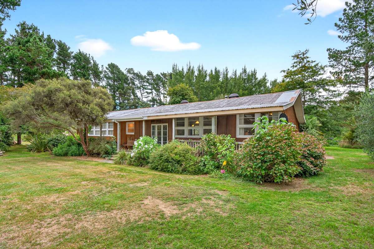 1001 Kahutara Road_0