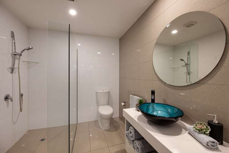 204/1 Beetham Street Queenstown_6