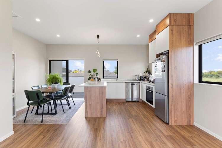 23F Great South Road_4