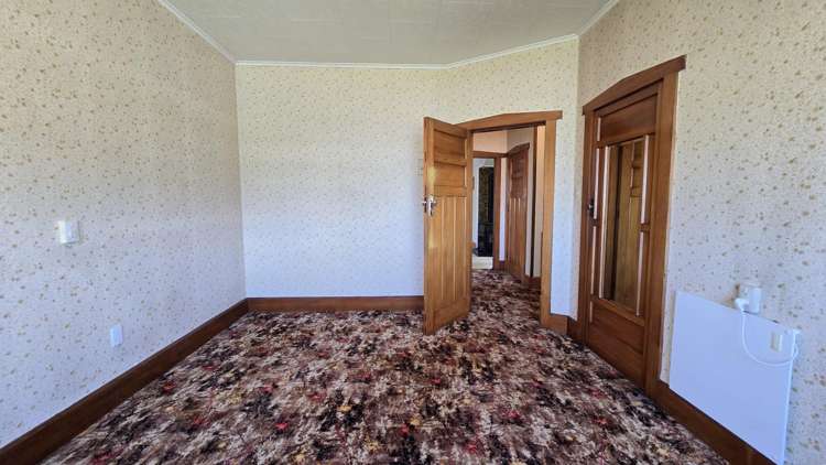 32 Park Street Hokitika_13