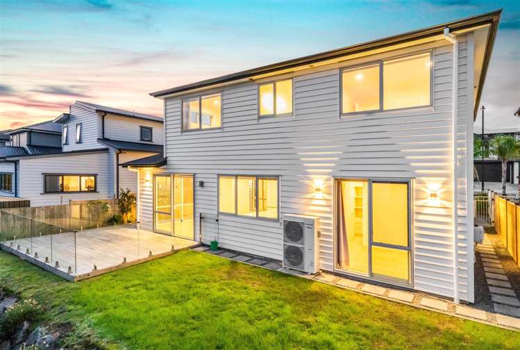 98 Colonial Drive Silverdale_11