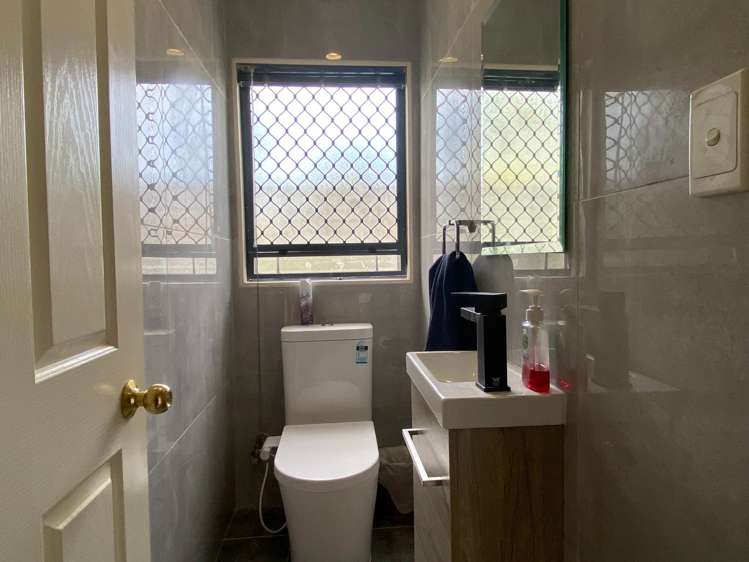 25 Macnean Drive East Tamaki Heights_9