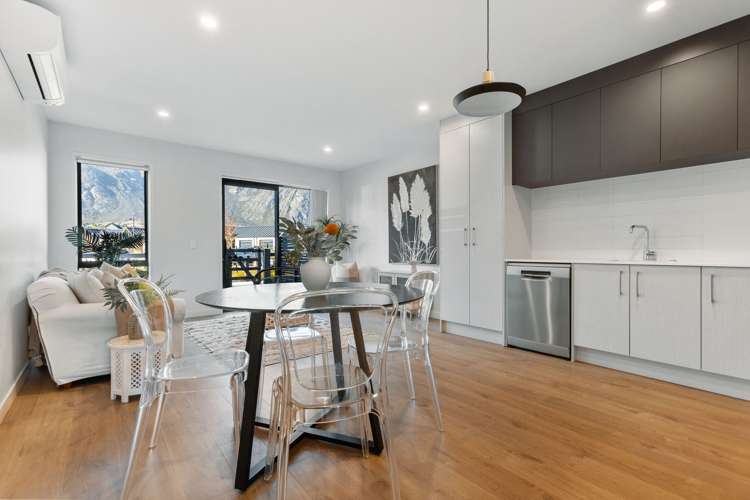 8 Mcgibbon Lane Jacks Point_11