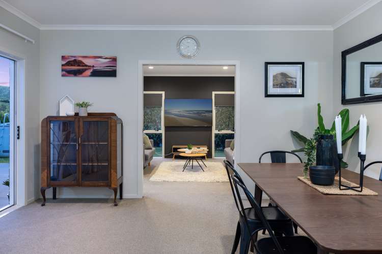 130 Ballintoy Park Drive Welcome Bay_5