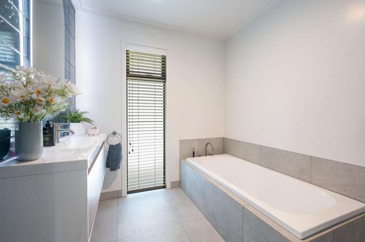 6 Penny Lane Richmond_16