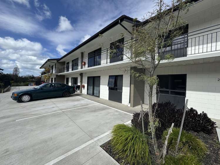 5/1142 Victoria Street_0