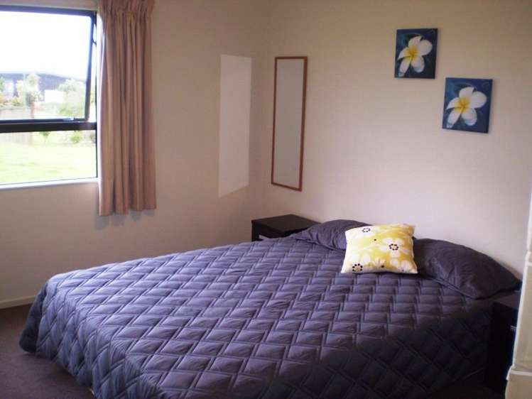 103 The Fairway Matarangi_7