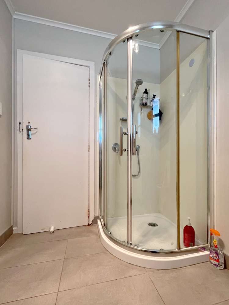 30 Fruitvale Road New Lynn_14