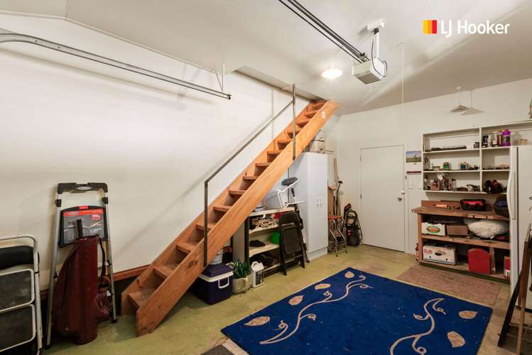 8 Benfell Street Green Island_11