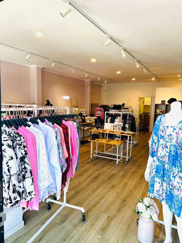 1/18 Seaview Road Paraparaumu Beach_1