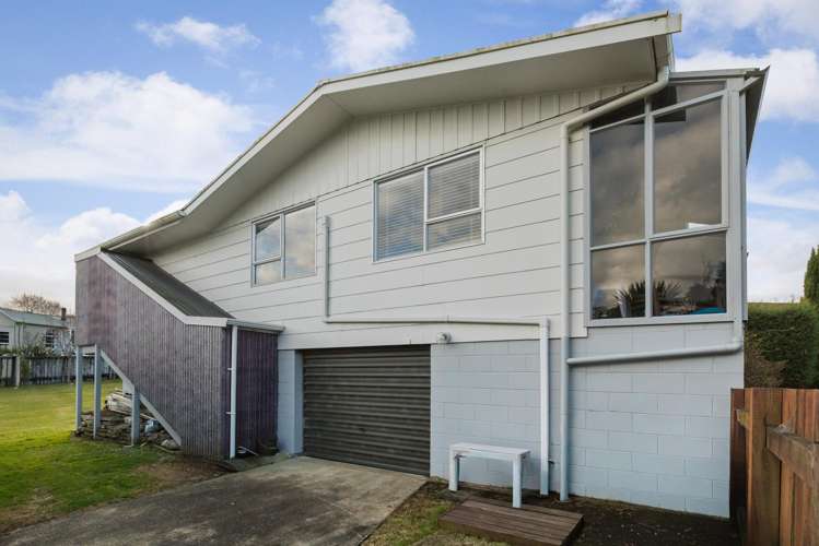 1 Pickett Place Waihi_16