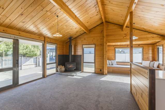 8a Hurley Road Paraparaumu Beach_2