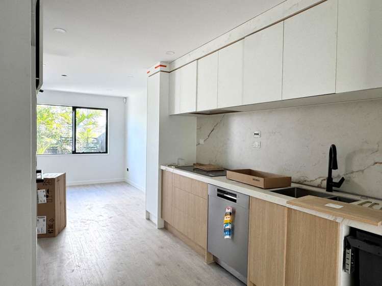 2/75 Te Taruna Drive_1