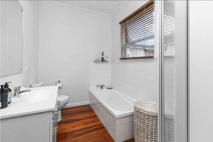 18 Rangipawa Road One Tree Hill_11