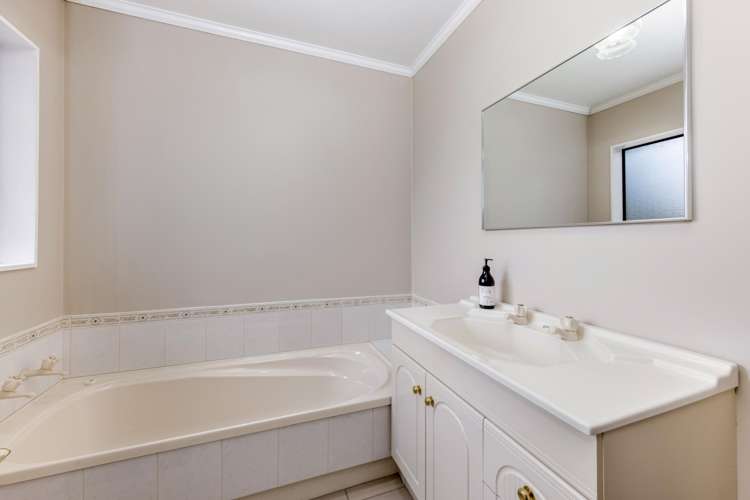 1/6 Arthur Road Hillpark_12