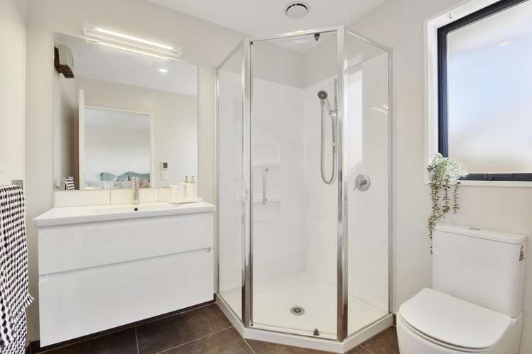 74 Quinn Crescent Woodend_14